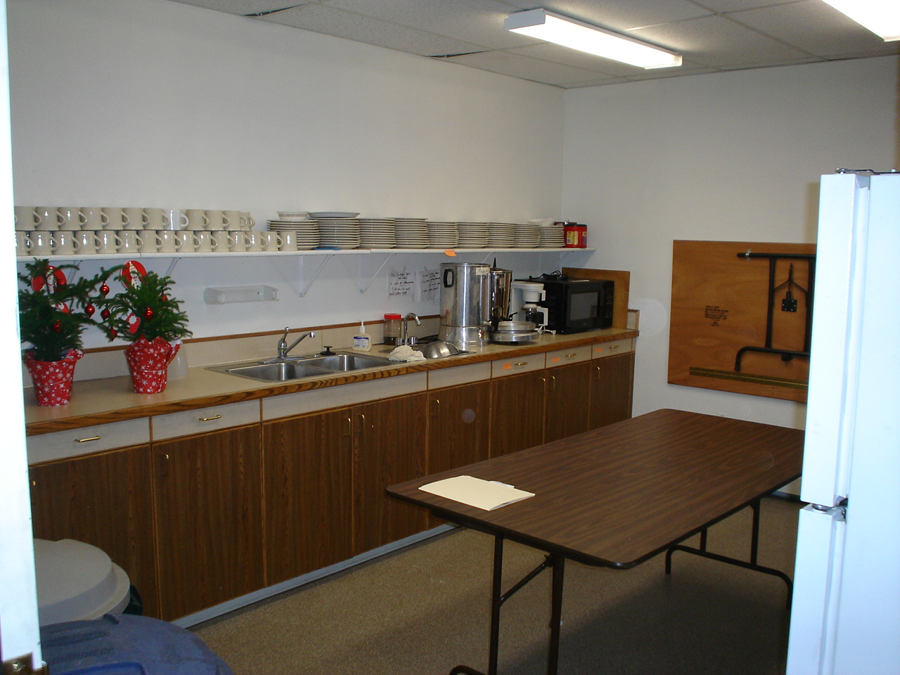 The museum's kitchen and dining facilities
